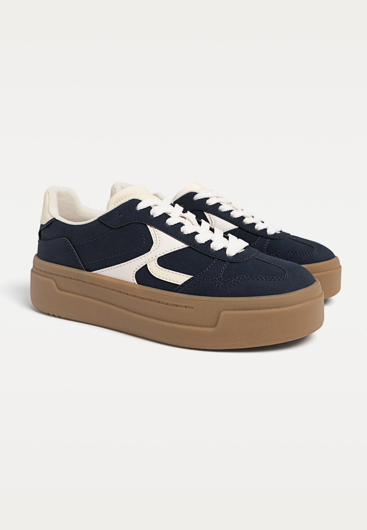 Tenis plataforma