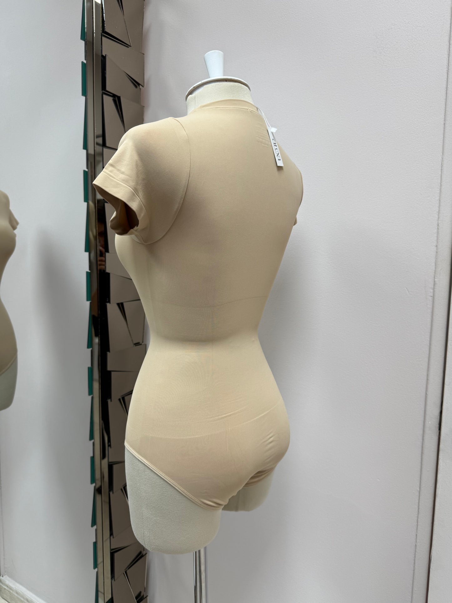 Body control abdomen manga corta