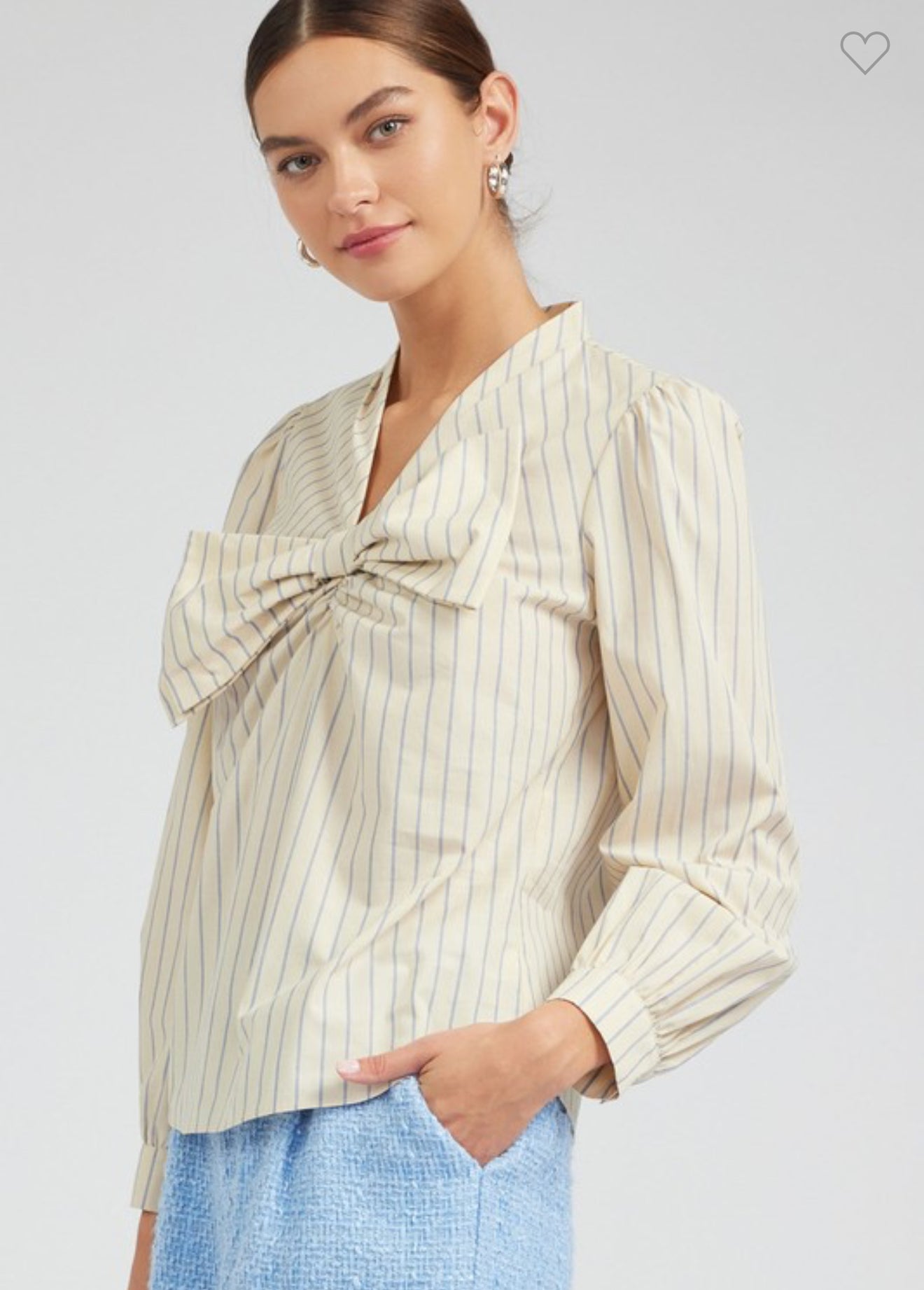 Camisa detalle lazo