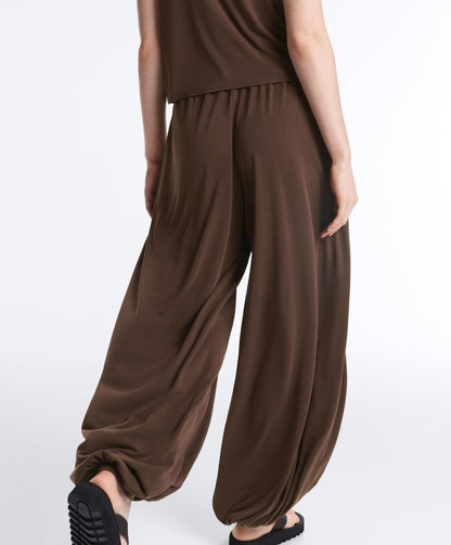 Pantalón estilo jogger