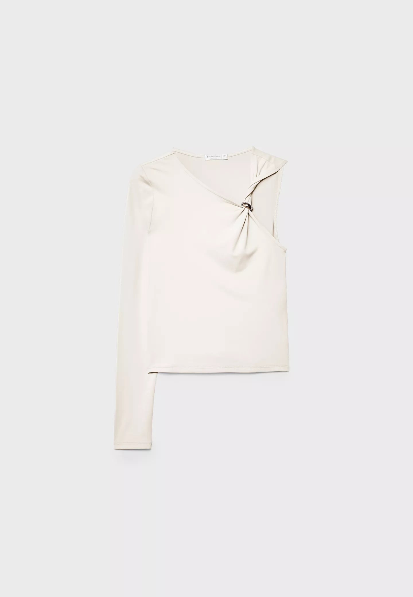 Blusa asimétrica