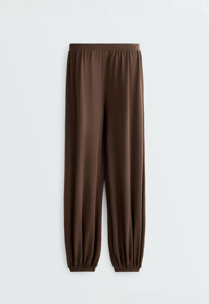 Pantalón estilo jogger