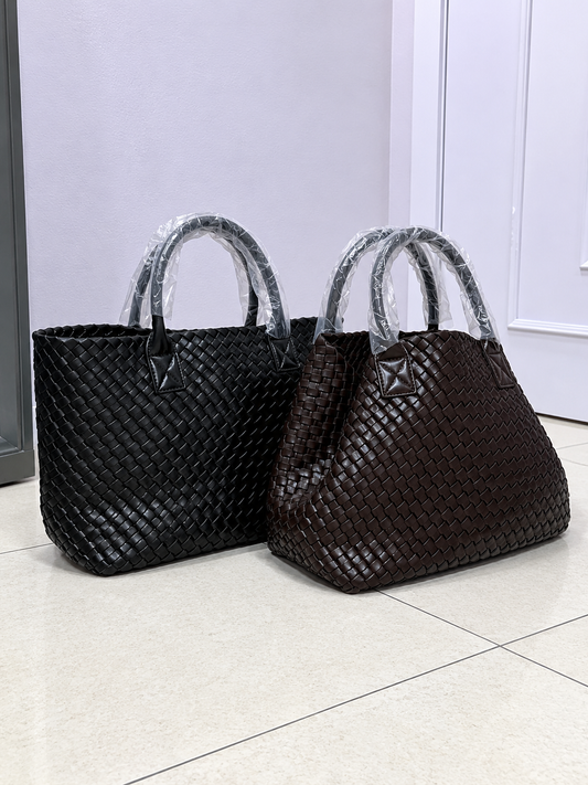 Veneta Maxi Tote