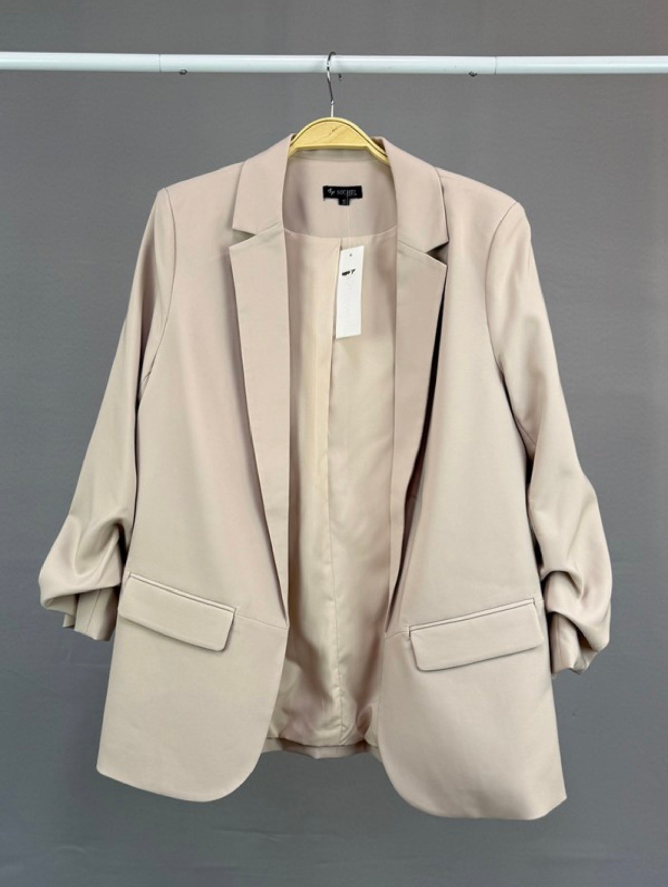 Blazer mangas fruncidas