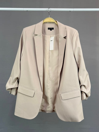 Blazer mangas fruncidas